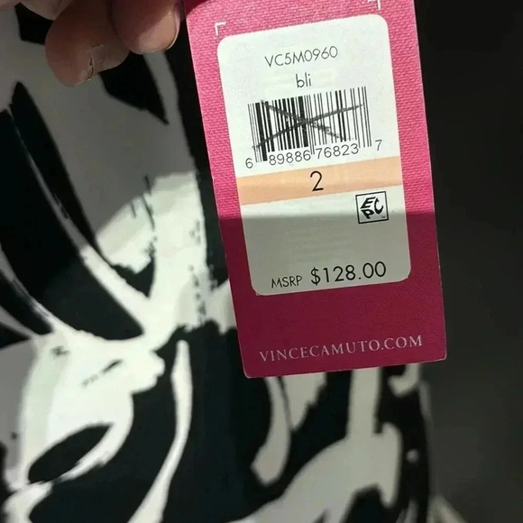 Vince Camuto Sheath midi round neck,short sleeve, 3/4 zip back, pattern - Picture 3 of 13